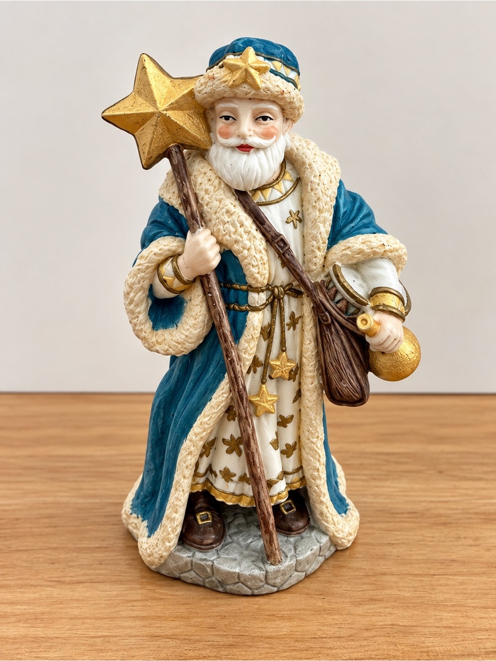 INTERNATIONAL SANTA CLAUS COLLECTION CINTAGE 1992 POLAND STAR MAN EUC